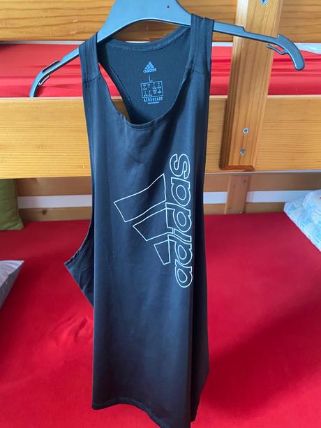 Volne sportove tricko, adidas,l