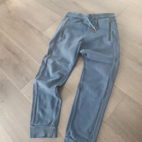 Tmavomodré tepláky, f&f,134