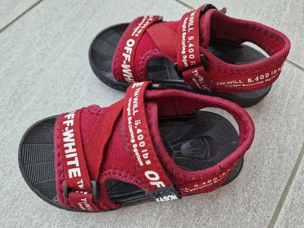 Detské sandále, 25