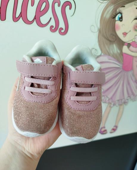 Trblietkavé tenisky, deichmann,21