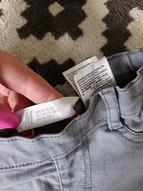 Nohavice s mačiatkami na kolienkách, h&m,116