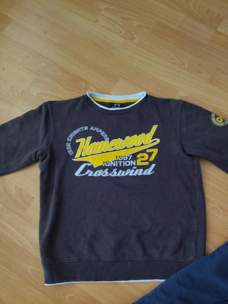 2x mikina 146-152, 146