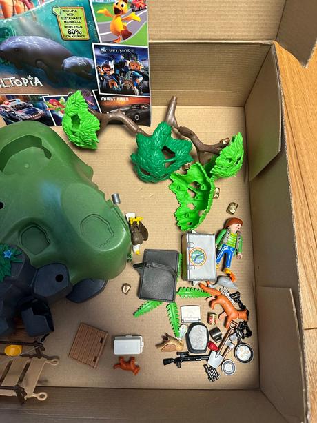 Playmobil wildlife domcek na strome, 