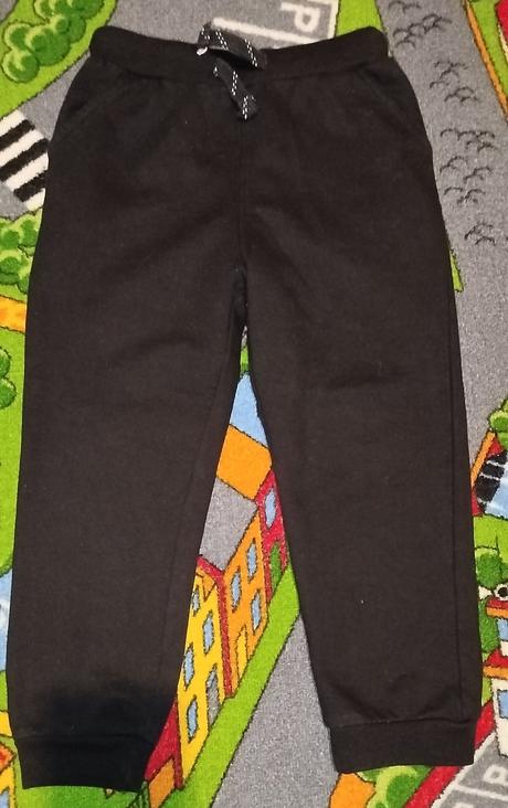 Chlapec 110, 104–116