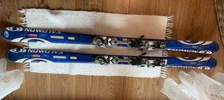 Predaj sada lyže+lyžiarky+palice (pre veľ. nohy 39, salomon,160-169 cm