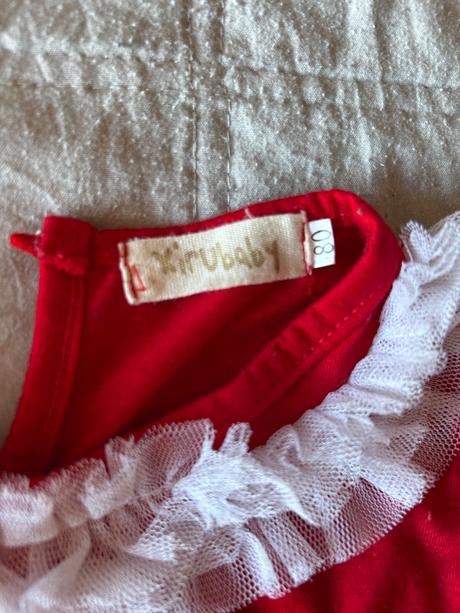 Šaty vianočné, 80