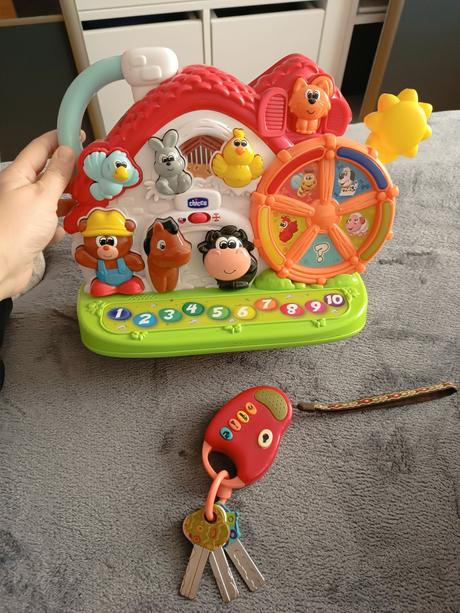 Domček chicco so zvukmi + kľúče, 