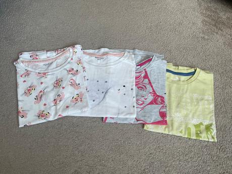 Trička - 4ks, reserved,146