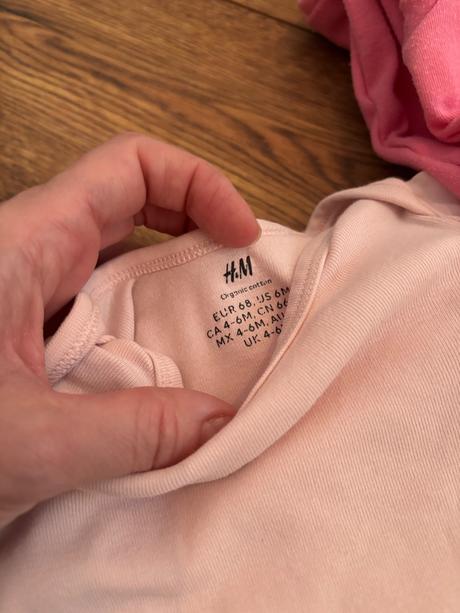 Mix oblečenia, 68–80