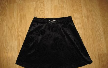Tenká sametová sukňa v. 116, 116