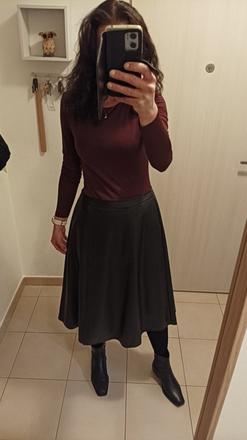 Krásna koženková sukňa, bonprix,m