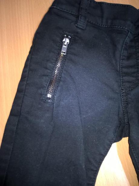 Cierne riflove nohavice so zipsami 98, h&m,98
