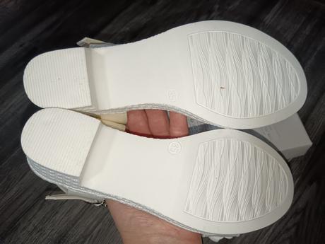 Topánky, sandálky č. 35, 35