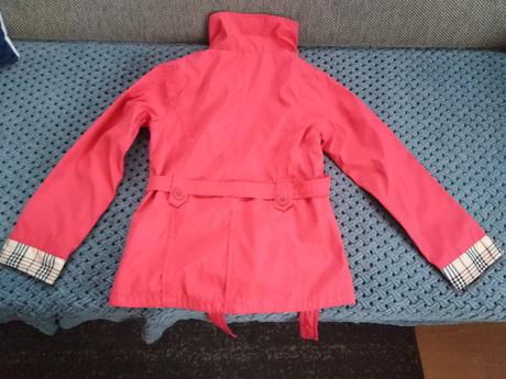 Dievčenský "trenčkot ", 146