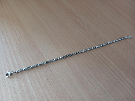 Nový náramok lesklá oceľ - dĺžka 19 cm,