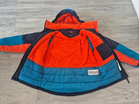 Vetrovka yfk 146/152, 146