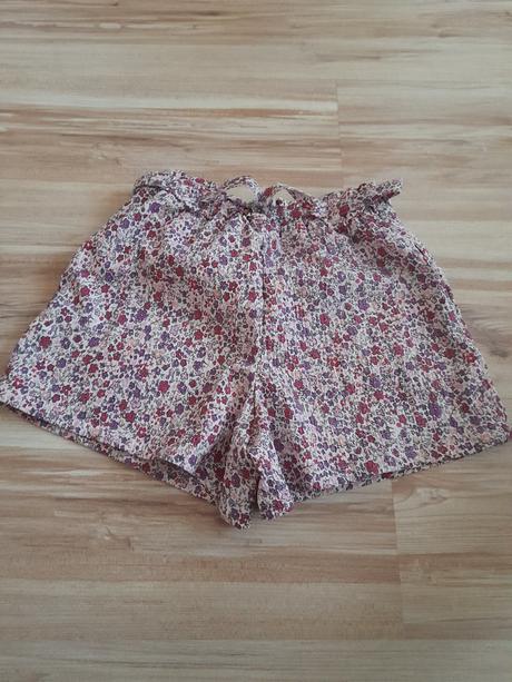 Kraťasy, sinsay,122