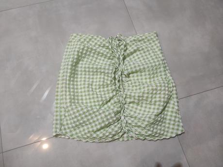 Sukňa, bershka,l