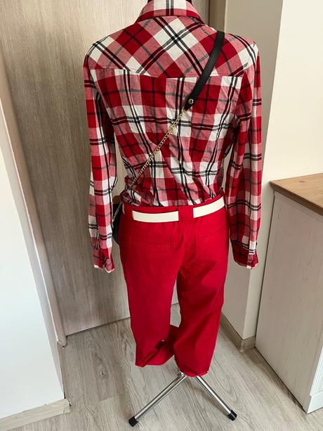 Chino nohavice, 38