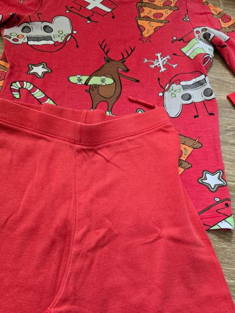 Pyžamo č.110-116, 110