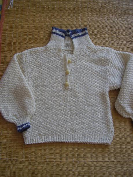 Pletený krásny pulovrík, 98