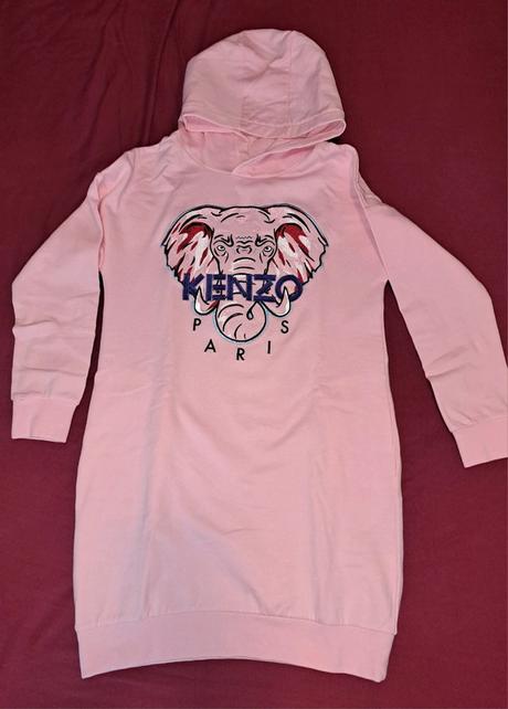 Skvelé dievčenské teplákové šaty kenzo, 134