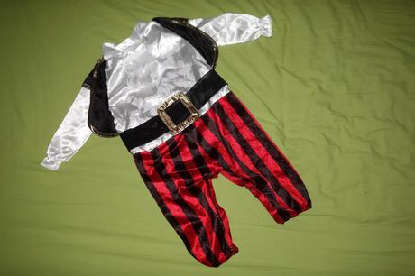 Kostym upira na karneval od incharacter costumes, 