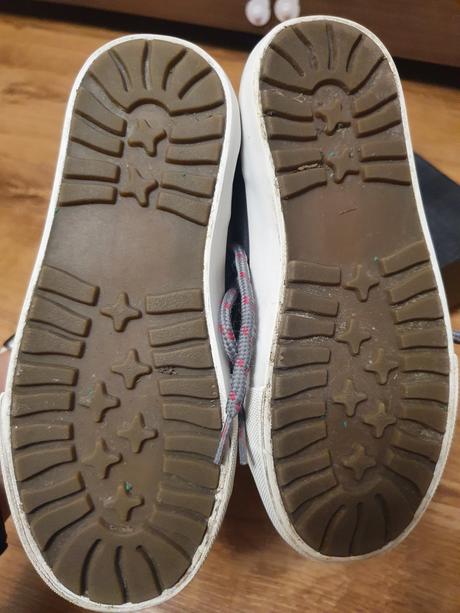 Nove topanky v.30, 30