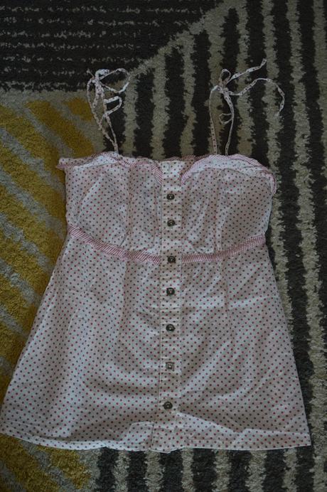 Bodkovaný top, bershka,s
