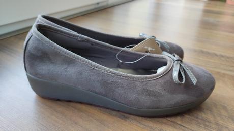 Vyvysene balerinky, clara barson,37