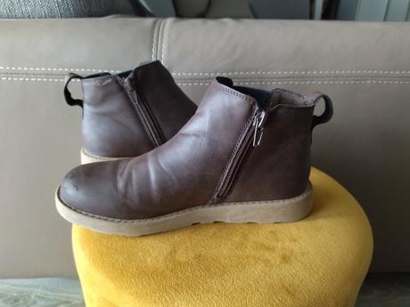 Kožené kotníkové topánky, 33