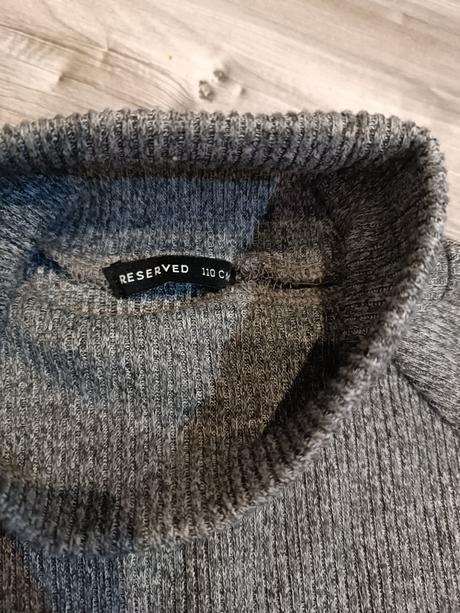 Svetríkove šaty, reserved,110