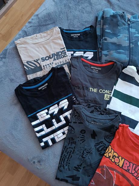 Balík tričiek a mikín - 146/152, 146