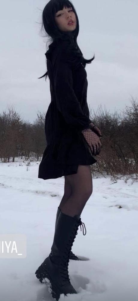 Volánové čierne šaty stradivarius v. s, stradivarius,s