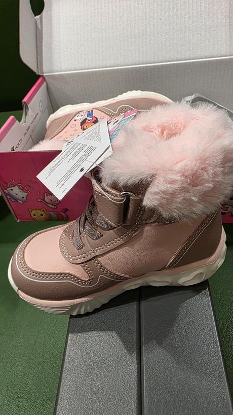 Teple alebo prechodne topanočky 23, disney,23