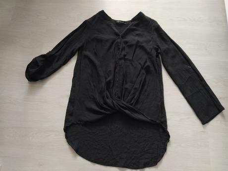 Čierna dlhšia blúzka., m