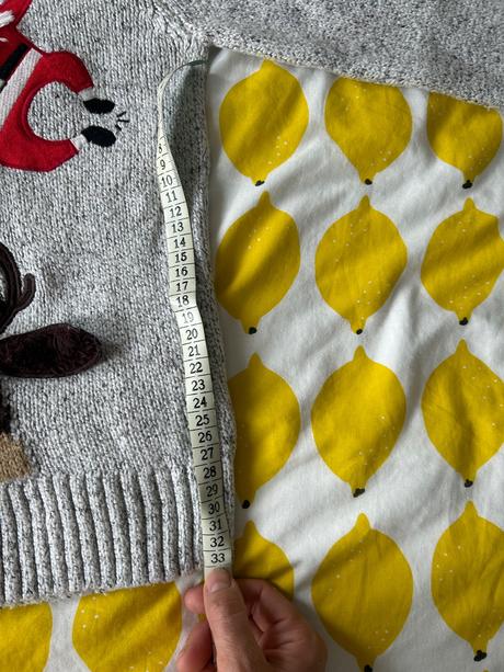 Vianočný sveter, 128