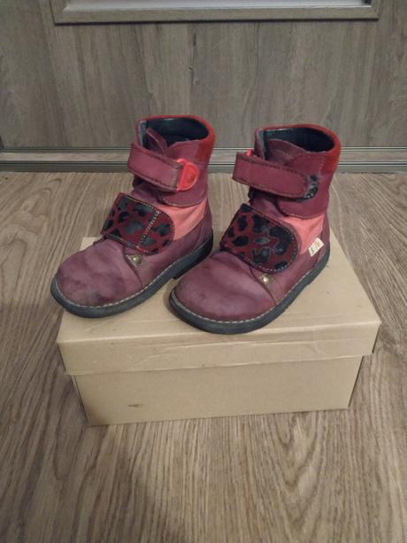 Ortopedické čižmy, 22