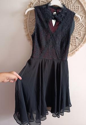 Čierne čipkované šaty, m