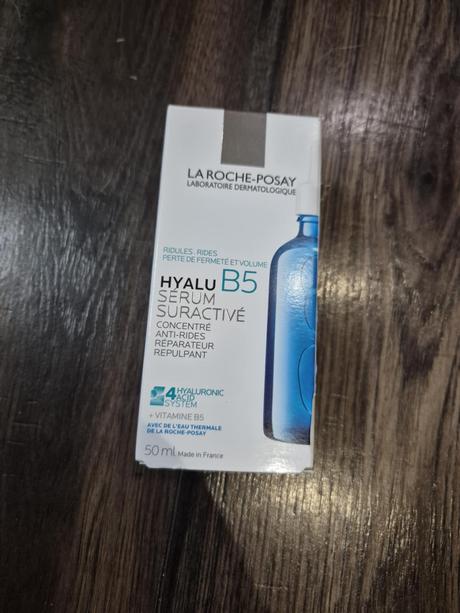 La roche hyalu b5,