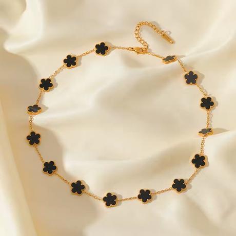 Retiazka z chirurgickej ocele čierne kvety, 