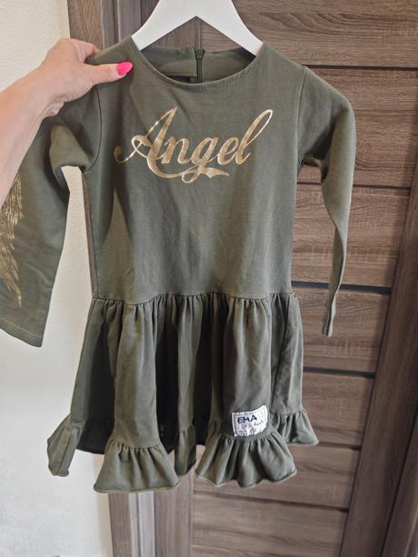 Dievčenské šaty, 128