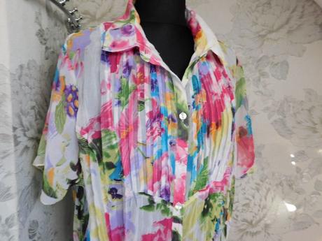 Kvalitna velmi pekna plisovana sukna, 50