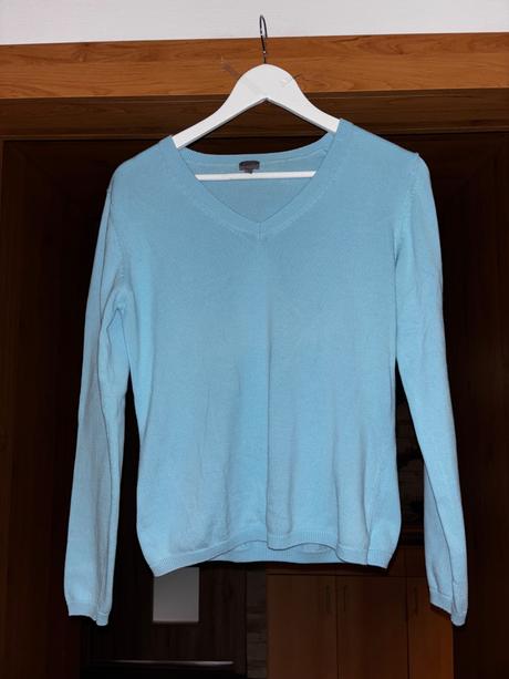 Sveter svetlo tyrkysovomodrý, l