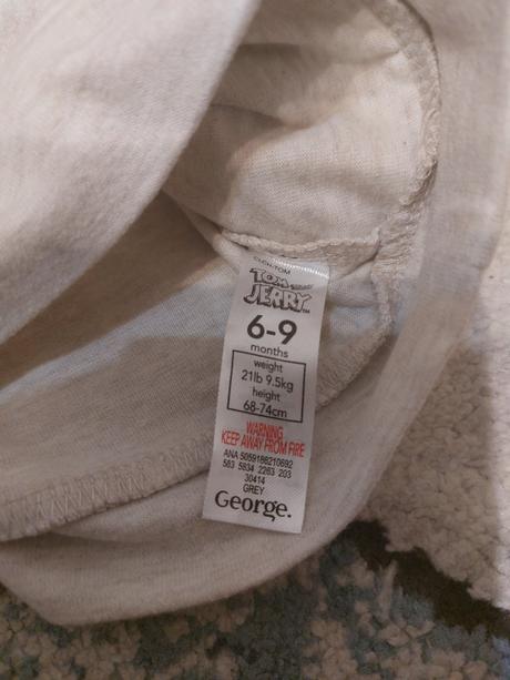 Tom a jerry pulover, disney,74