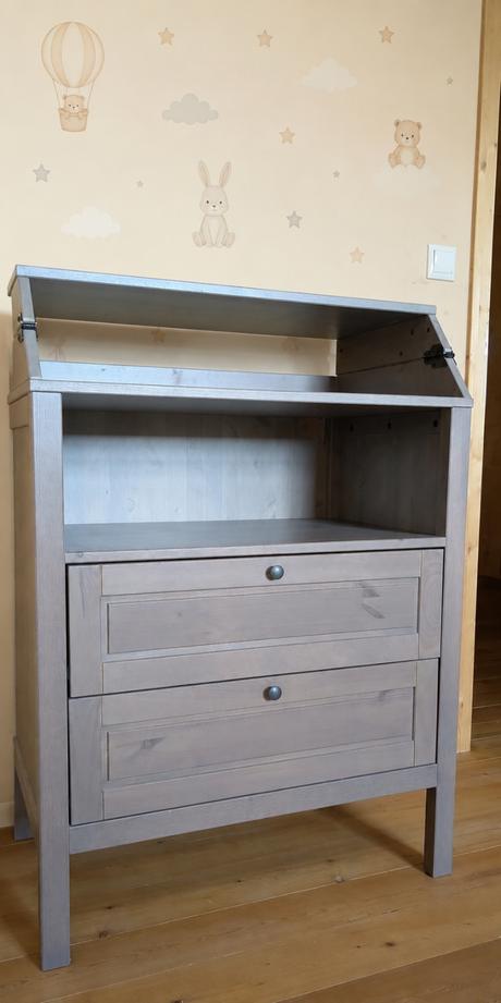Prebaľovací pult/komoda ikea sundvik - osobný odbe,