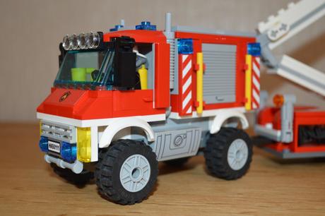 60111 lego city - zásahové hasičské auto,