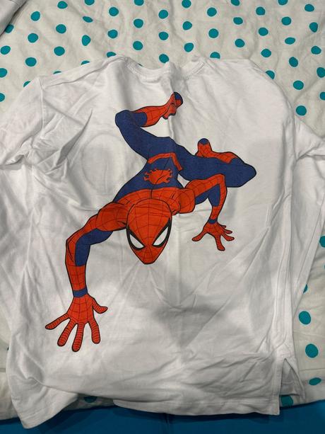 Tricko, reserved,152