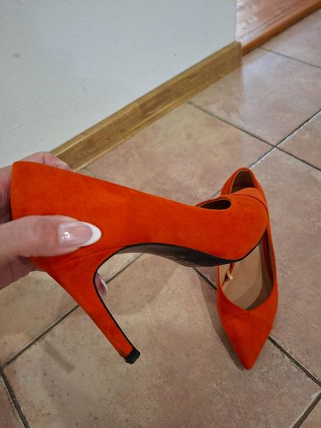 Zara lodicky, zara,37