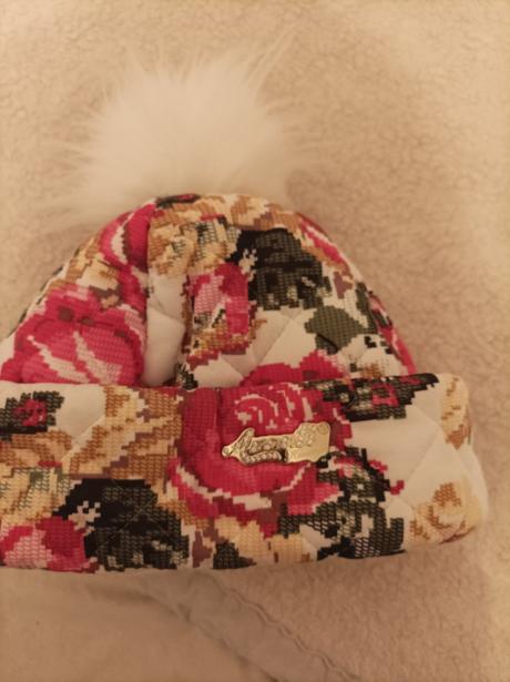 Čiapka už aj s poštou, 128